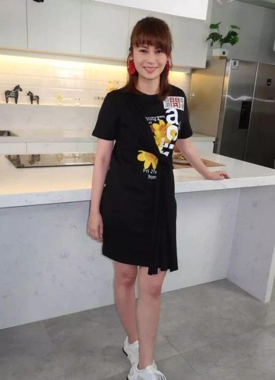 生意额跌九成亏大本!36岁人气女星逆势而上再开分店:希望有转机