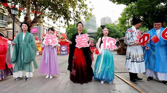 无锡汉服庆国庆花絮无锡汉服同袍《我和我的祖国》大合唱花絮沙雕快乐#创作新秀奖#