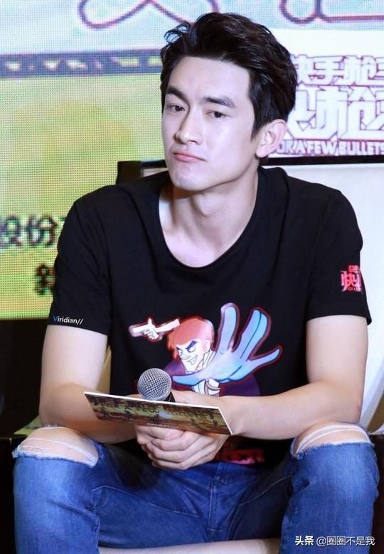 和粉丝掐架，亲自上阵撕黑粉到凌晨5点，早晚笑死在林更新微博里(图9)