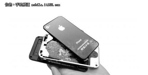 揭露市场八大骗术iphone4机模里面是一块铁板重量和