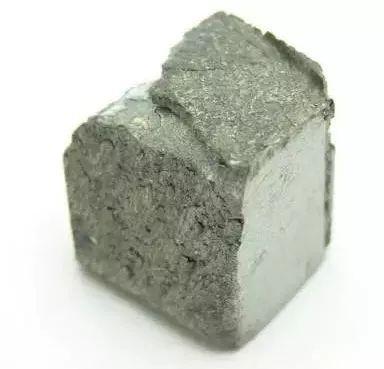 稀土金属元素在自然界常常结伴出现,而且它们彼此之间分离比较困难