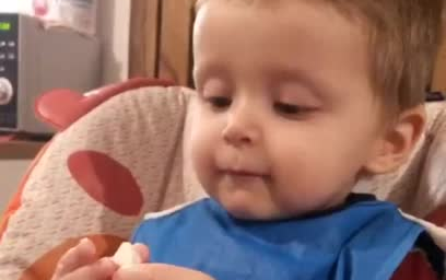 哺乳妈妈生气了是不是不能给宝宝吃奶