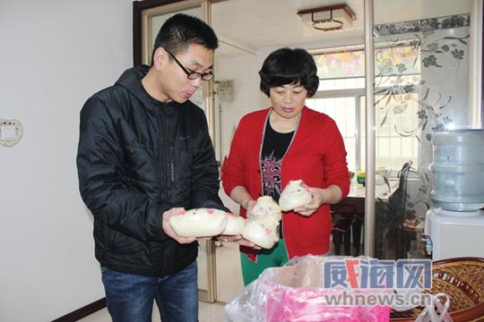 80后夫妻做花饽饽创业不忘关爱贫困家庭