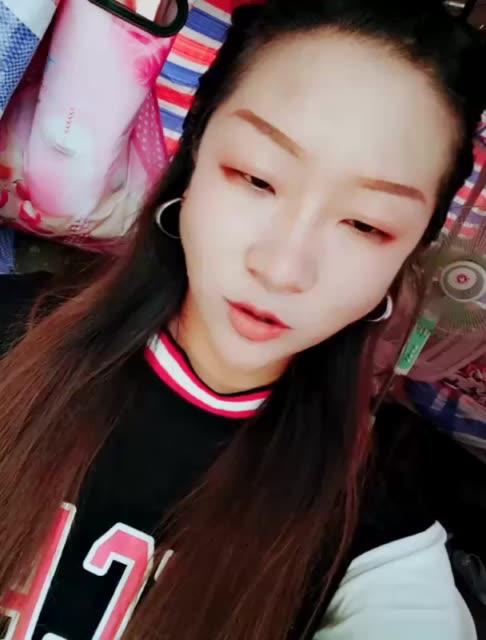 小女人冲破1000粉丝的主页-快手直播