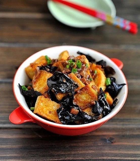 夏季宝宝容易上火大都是这些原因