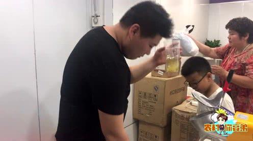 创业者:农村小伙投资11万开奶茶店，转让费都5万，觉得值不值?