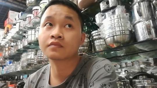 创业小伙今天实体店营业额12000元，累的身体都垮了
