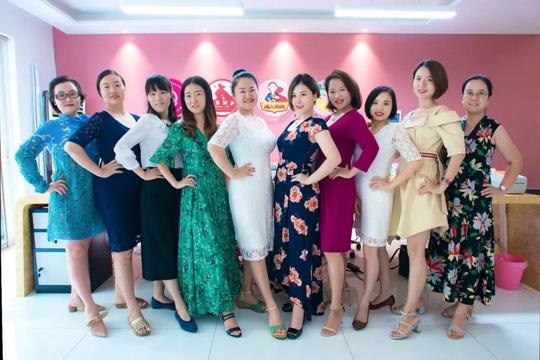 超人妈妈招聘兼职工作人员:月入过万,轻松带娃!