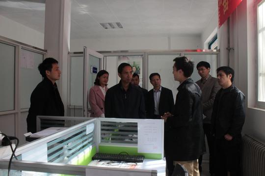 十堰市财政局,人社局领导莅临我校创业基地检查指导工作