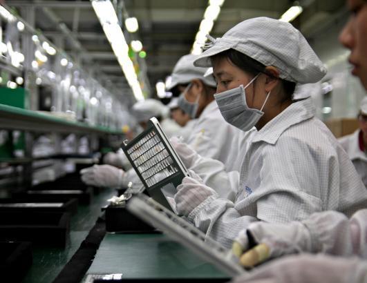 富士康中年危机:代工巨人的阿喀琉斯之踵