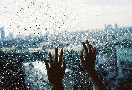 连续下了一个月雨的心情说说