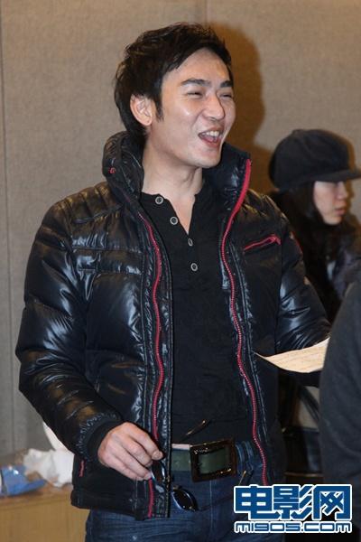 导演丁晟亲临现场监督刘烨默认怕老婆当奶爸为儿子唱二人转刘烨