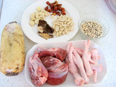 月子食谱之花生莲藕汤