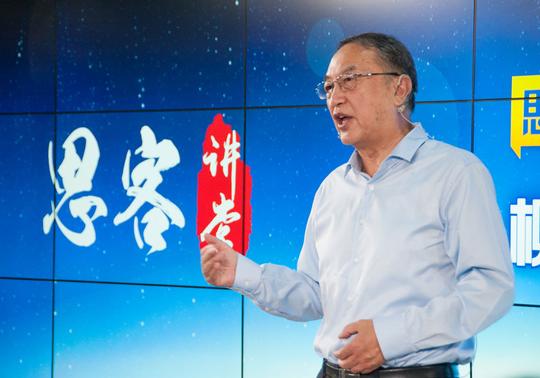 现场直击:柳传志阐述如何做一个创业的行者(