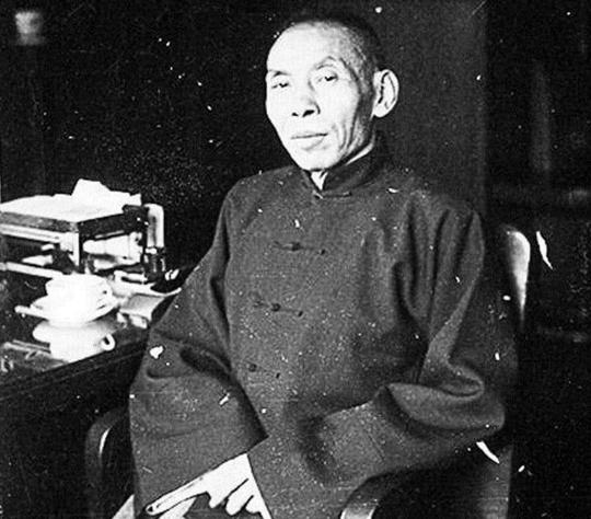 杜月笙一生充满传奇，为何最后却走向了衰败?真实原因很简单