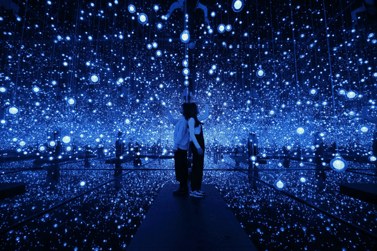 背景壁纸皮肤星空宇宙桌面1000_667gif动态图动图