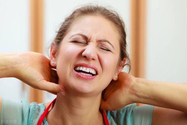 年轻人骨质疏松的症状有哪些