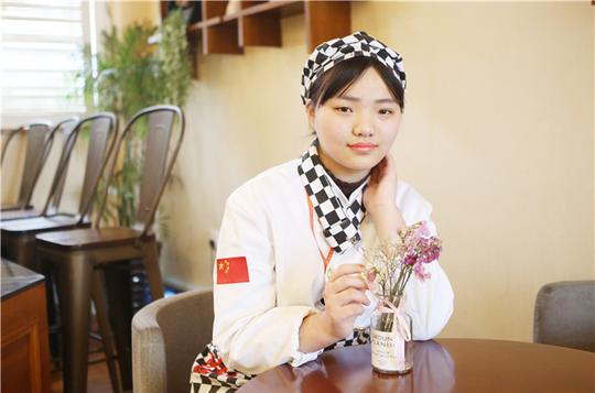 【新生故事】马乐:15岁西点小姐姐的创业梦想从这里开始啦!