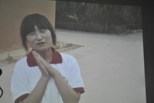 回忆起创业时的一幕幕情景,大家情绪都有些绷不住了,有的老师和同学