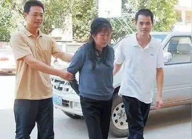 她是中国第一女人贩子，2年拆散46个家庭，审问时她说了十个字