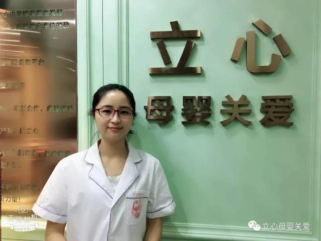 双胞胎 哺乳期