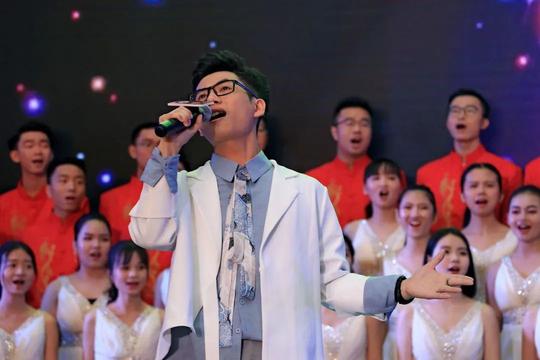 政务正文会上还举行学校与天使百人会高校创业投资委员会,广东顺德