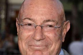 阿诺恩·米尔坎