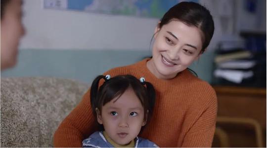 中戏对上戏，这部让人忽传奇ip略演员年纪的创业剧《在远方》，爱了!
