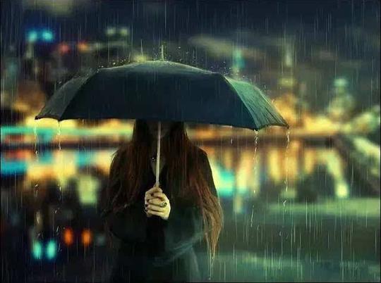 进入夏天也是多雨的季节,雨天也是拍照的好时机.
