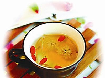 用醋泡脚可以治脚气吗要泡多长时间