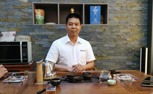 《聚焦伊盾榜样》第一期:伊盾始兴店李总的成功创业之路