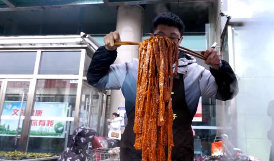 去陕西做什么小生意好(这家街头小吃月入50000)