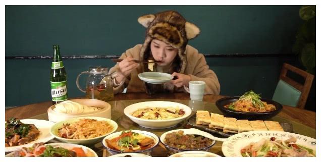 密子君是大胃王吗