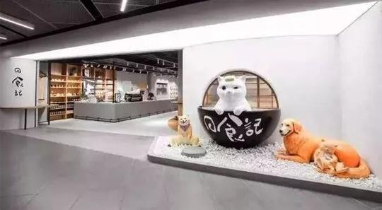 纷纷杀入线下开实体店,自媒体大咖们能做好这门生意吗?