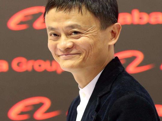 20年前,她卖空家当支持马云创业,如今坐享阿里3万亿江山