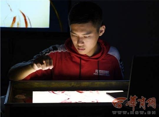 西安90后美女挑冷门行业创业这些青年创客故