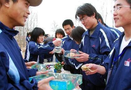 大学生校园创业活动出奇招,15天销售1.6万