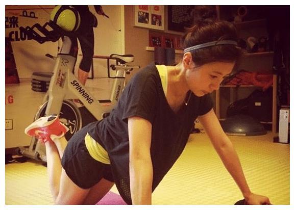 贾静雯恢复身材