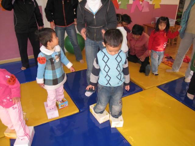 2020幼儿园元旦节亲子活动报道