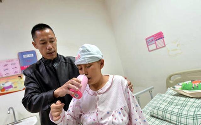 四种不科学的坐月子方法