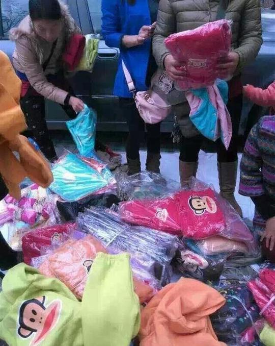 摆地摊创业这样做能月入过万很轻松