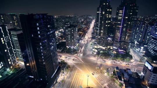 实拍绚丽城市交通车流线繁华夜景视频素材_1920x1080