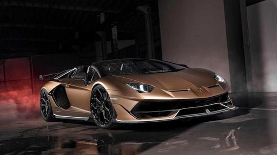 兰博基尼aventadorsvj跑车在日内瓦车展亮相