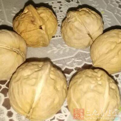 儿童多吃哪种坚果