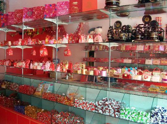 现在,甜品加盟行业的发展情况很好,投资喜糖铺子连锁店是不错的创业