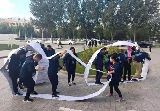 提高员工沟通效率,户外拓展训练项目之"无敌风火轮"