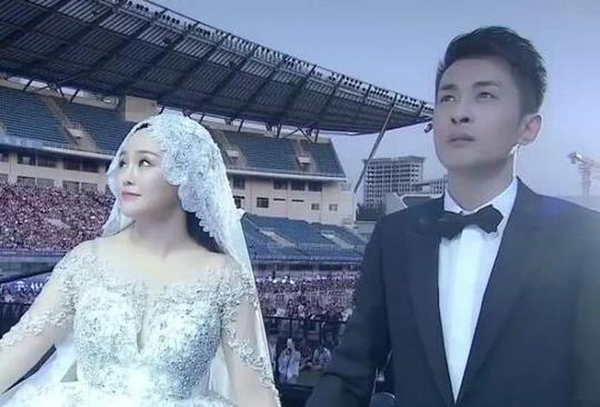 辛巴7000万举办演唱会求婚初瑞雪五哥直言快手辛巴流量最大