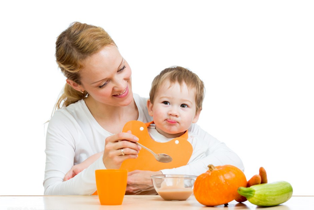 宝宝第一次生病妈妈的心情说说