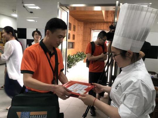 浙江首批高考录取通知书发出幸运儿竟都是创新创业