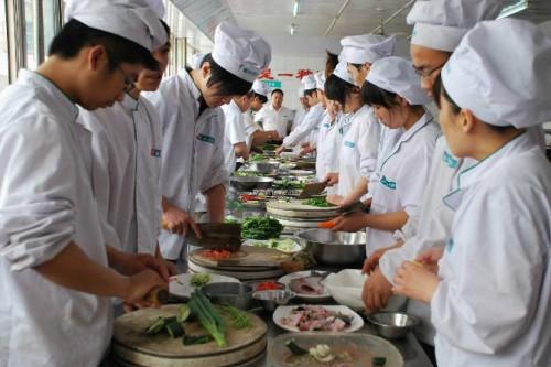 强邦餐饮创业职业学校怎么样?都有哪些餐饮培训项目?
